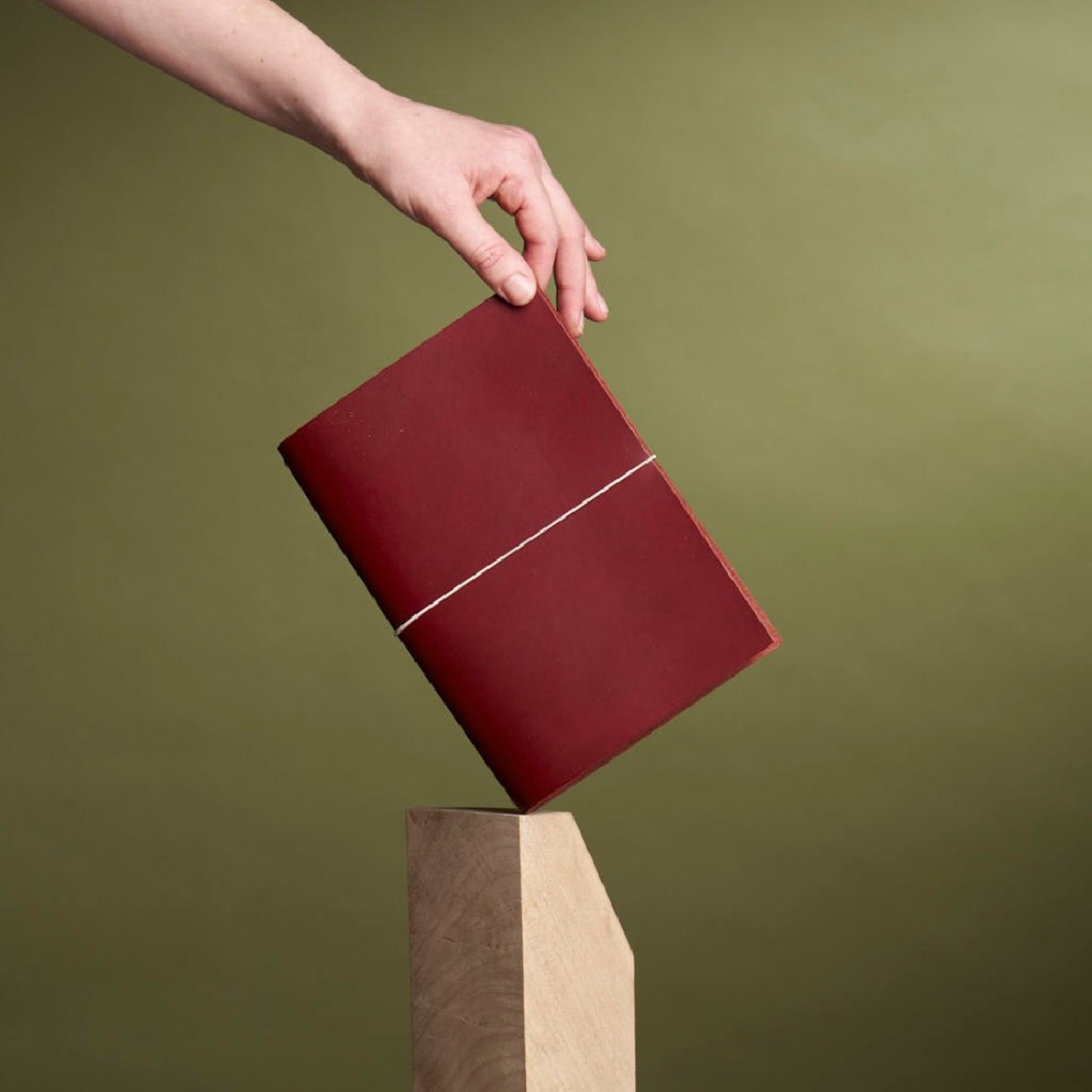 PAPER REPUBLIC Δερμάτινο Σημειωματάριο Limited Grand Voyageur XL - Bordeaux