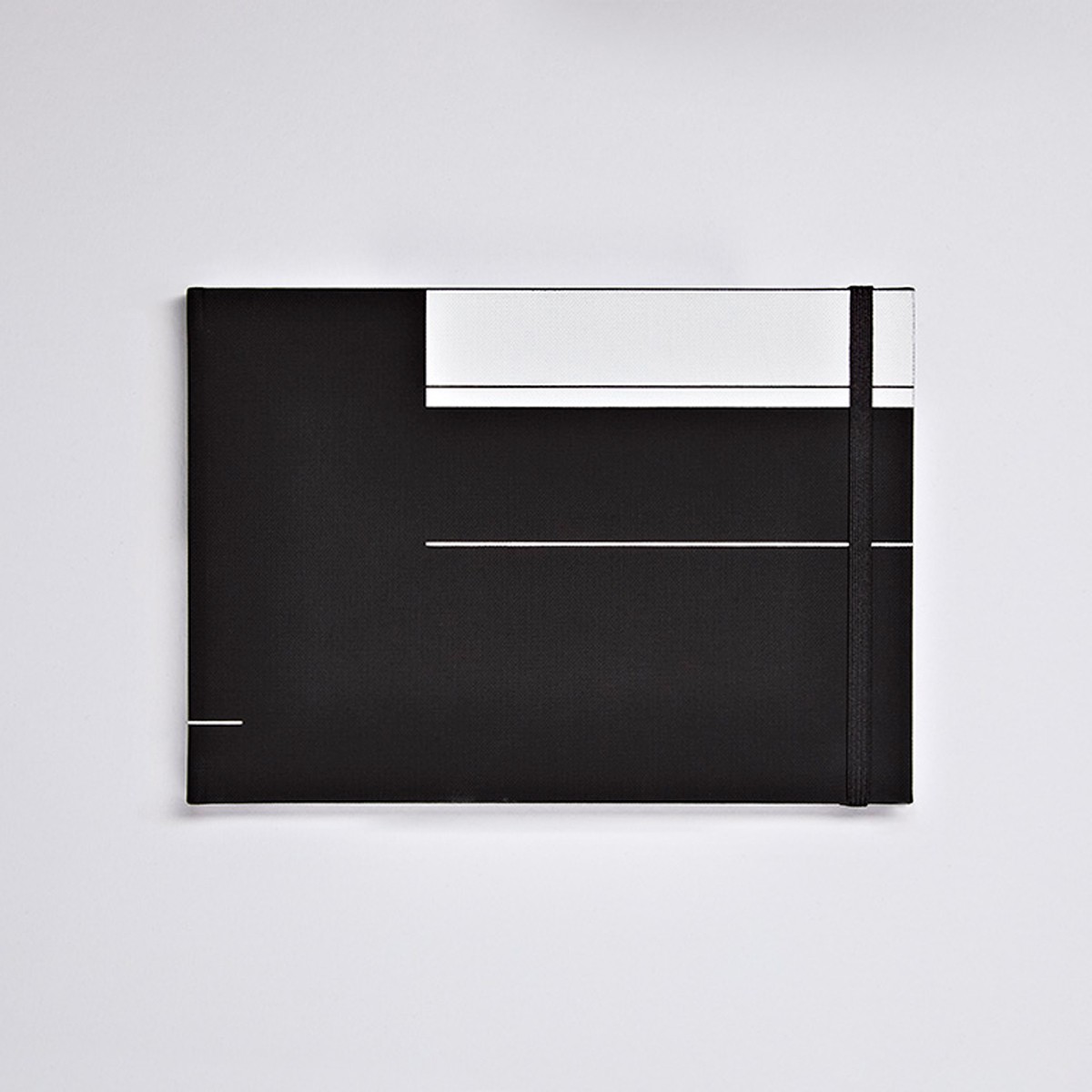 nuuna Notebook Project M - BLACK LANDSCAPE