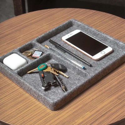 Kikkerland  Felt Catch-All Tray - Δίσκος οργάνωσης με θήκες από τσόχα