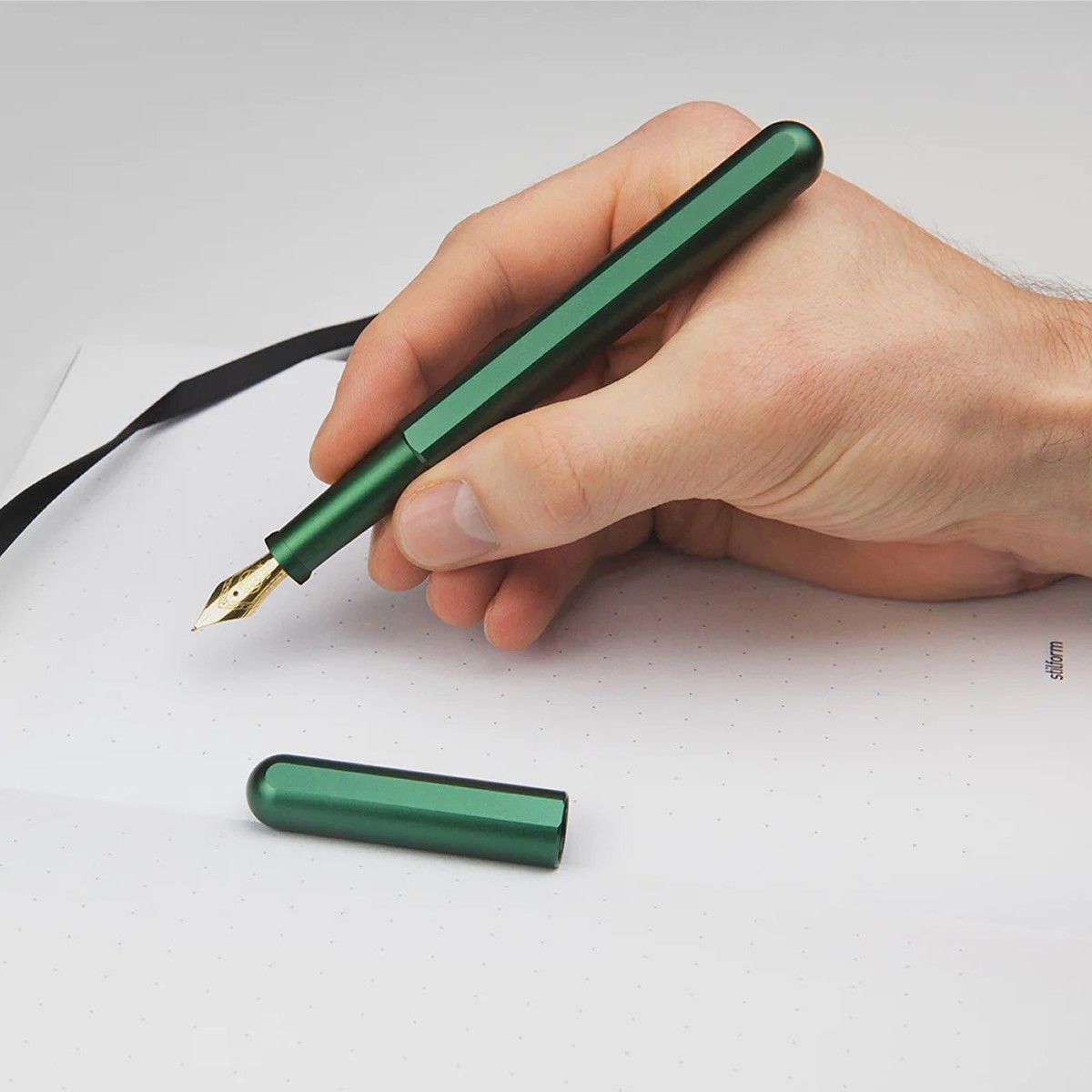 STILFORM™ Μαγνητική Πένα Aluminium Aurora Green Medium