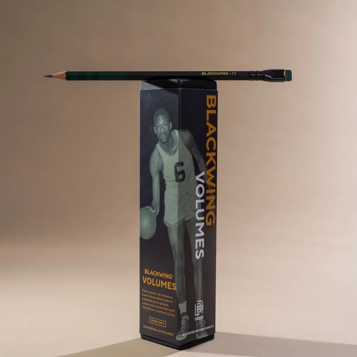 BLACKWING® Volume 11 Bill Russell Σετ 12 Ξύλινα Μολύβια με Γόμα