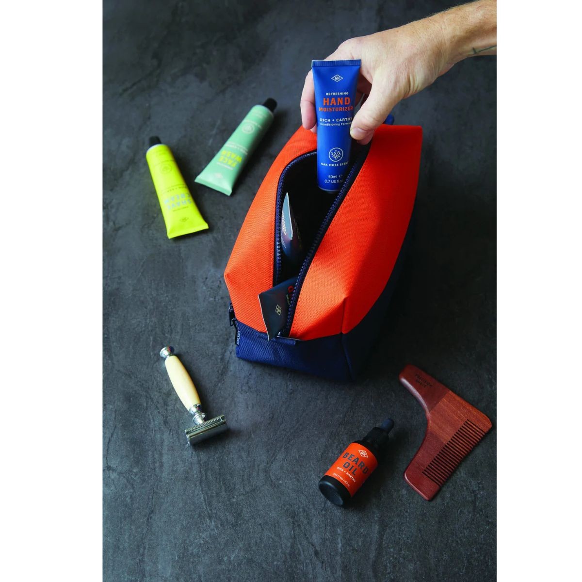 Gentlemen’s Hardware Τσαντάκι Grooming Dopp Bag