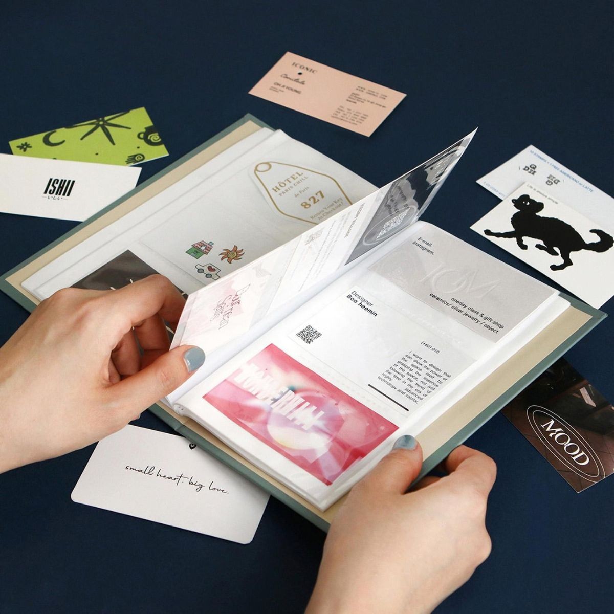 Άλμπουμ Αποθήκευσης Επαγγελματικών Καρτών 03 Meadow Grey