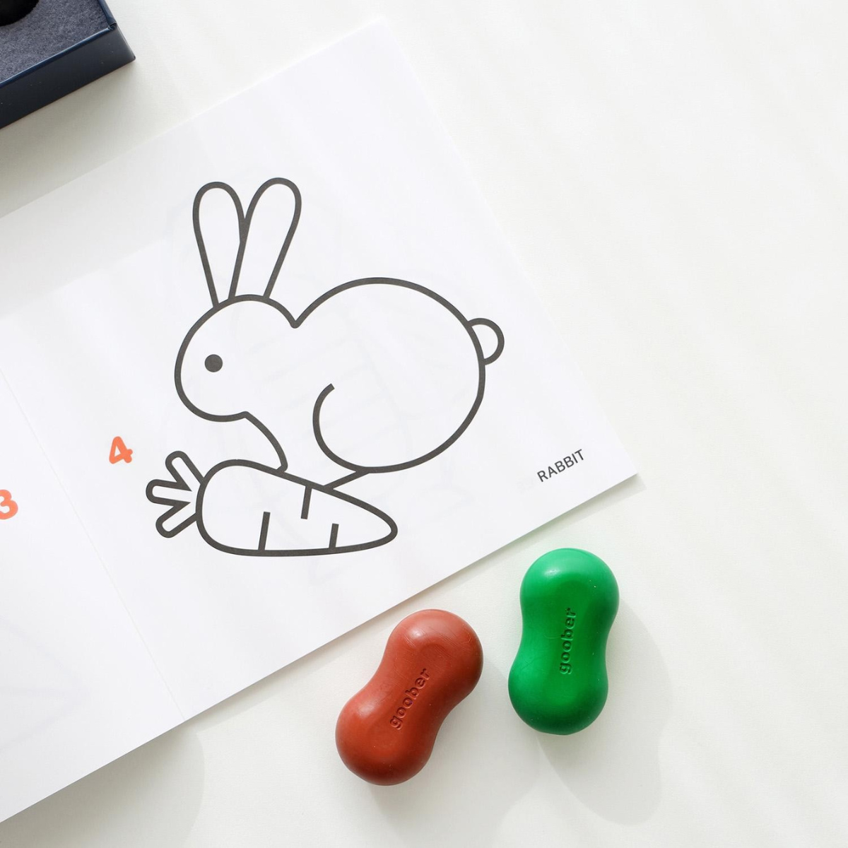 Goober Σετ Κραγιόν Crayon Peanut & Coloring Book