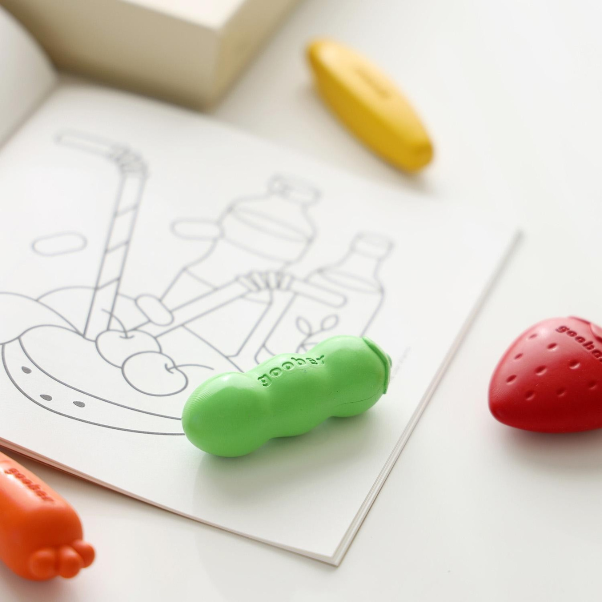 Goober Σετ Κραγιόν & Coloring Book Crayon Farm