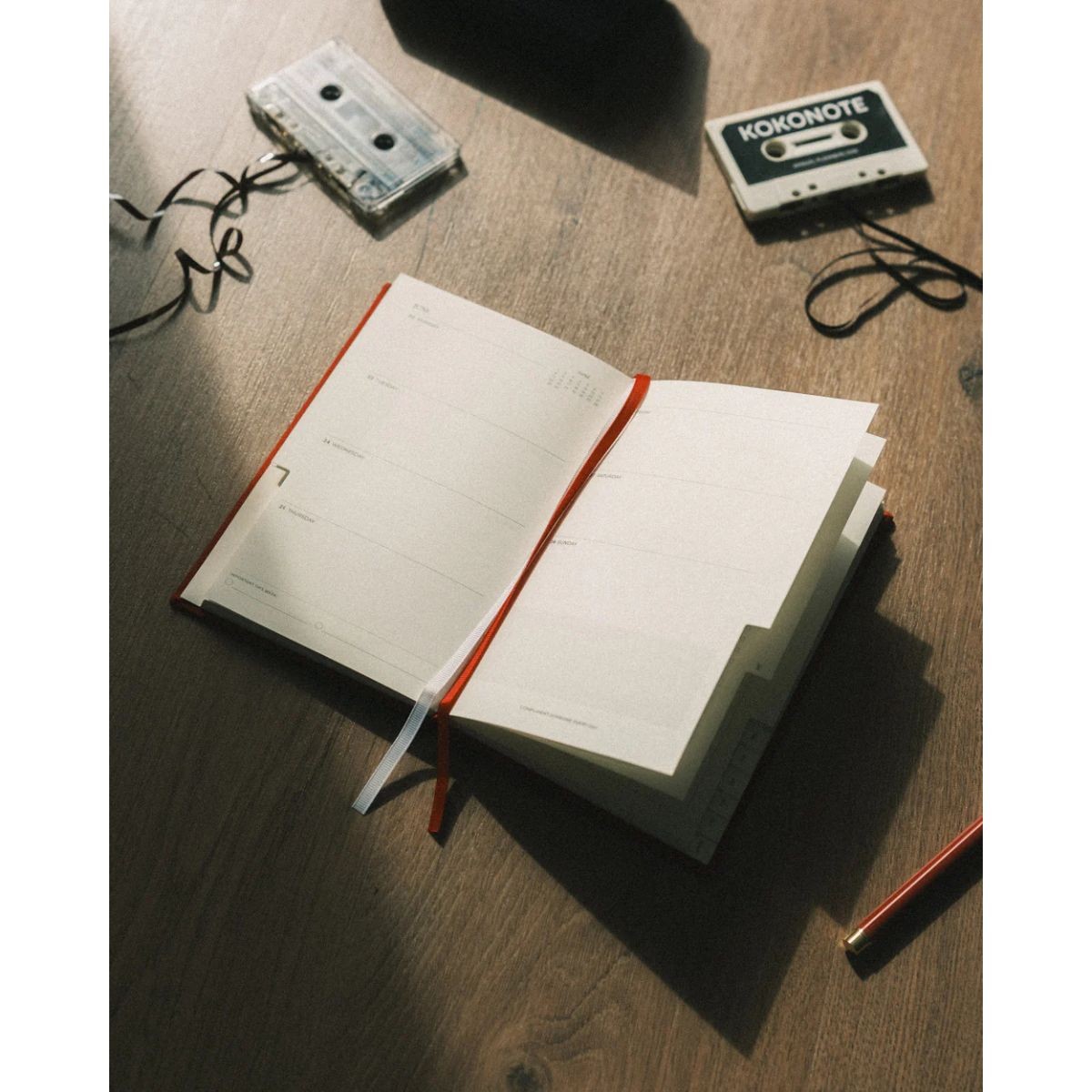 Kokonote Premium Εβδομαδιαίο Ημερολόγιο 2026 Classy Burgundy