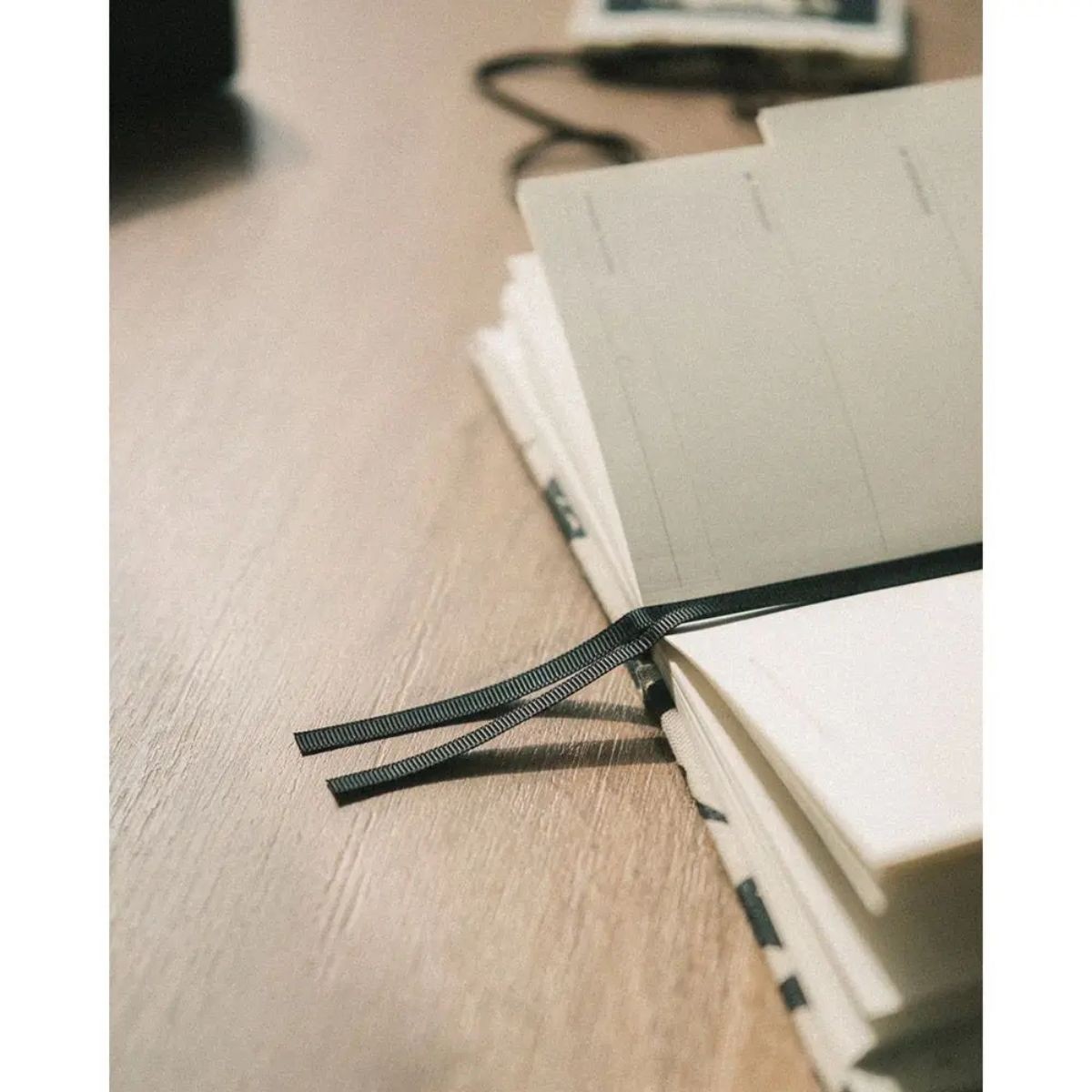 Kokonote Premium Εβδομαδιαίο Ημερολόγιο 2026 Classy Midnight Dahlia