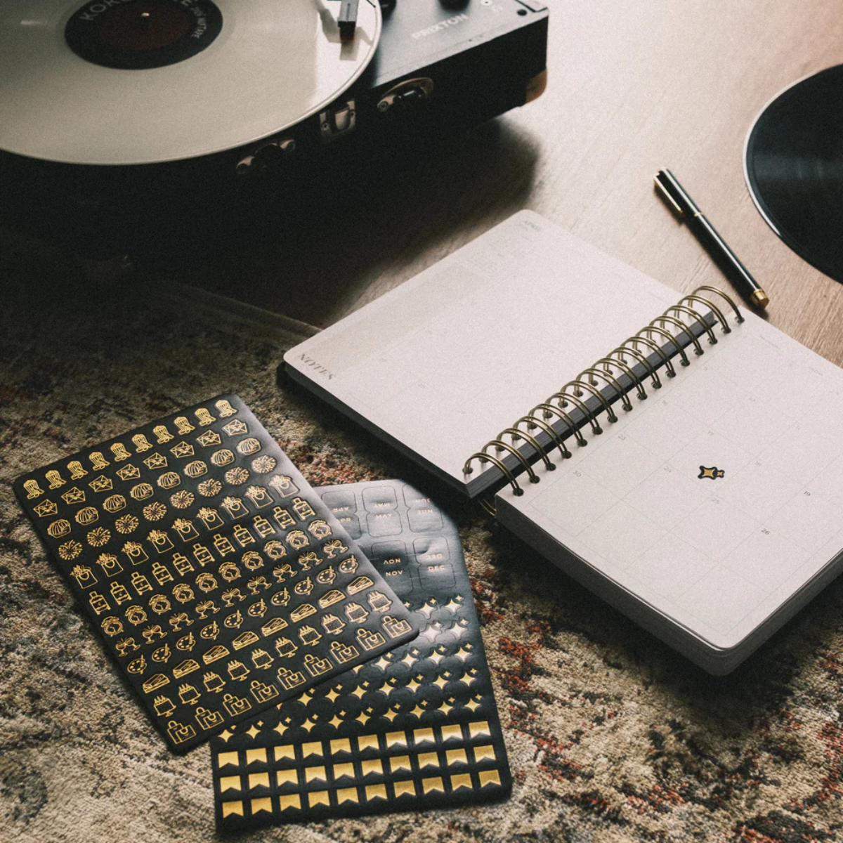 Kokonote Premium Ημερήσιο Ημερολόγιο 2026 Σπιράλ Muse Back to Black