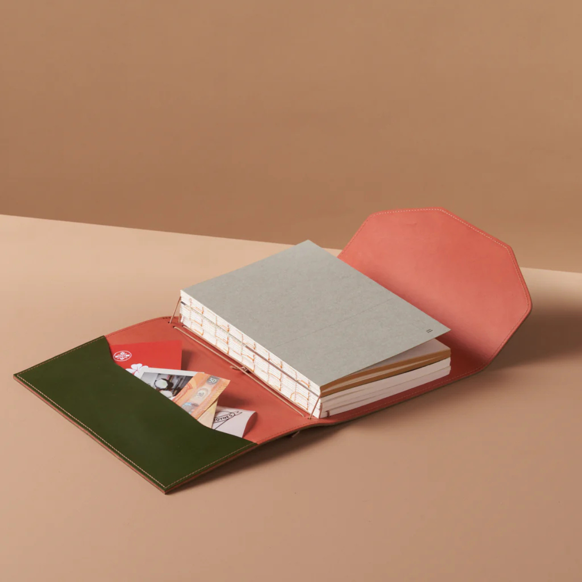 Paper Republic Δερμάτινο Σημειωματάριο Le Trifold Α5 Botany green & Rustic rose