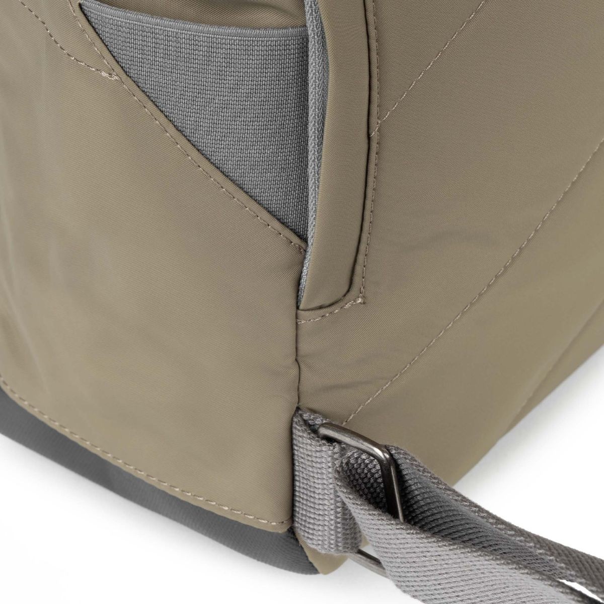 ROKA London Camden P Σακίδιο Πλάτης Taupe από Ανακυκλωμένο Nylon Medium 17L