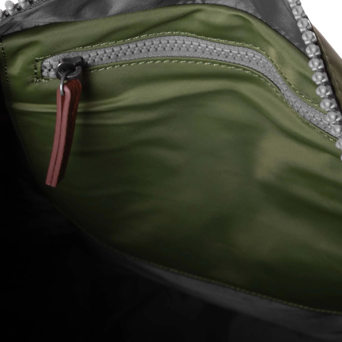 ROKA London Canfield B Σακίδιο Πλάτης Roll-Top Avocado από Ανακυκλωμένο Nylon Medium 15L