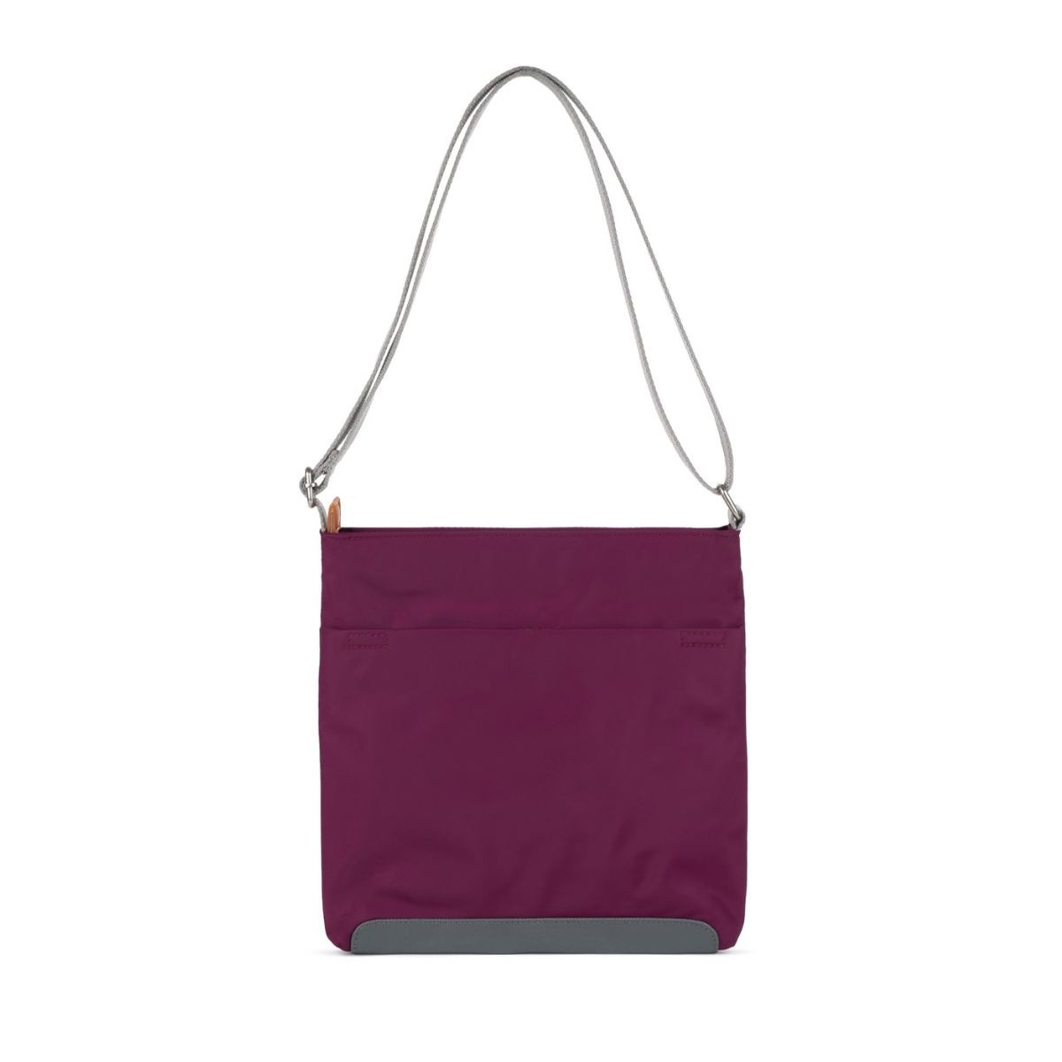 ROKA London Kennington B Τσάντα Crossbody Royal Burgundy από Ανακυκλωμένο Nylon Medium