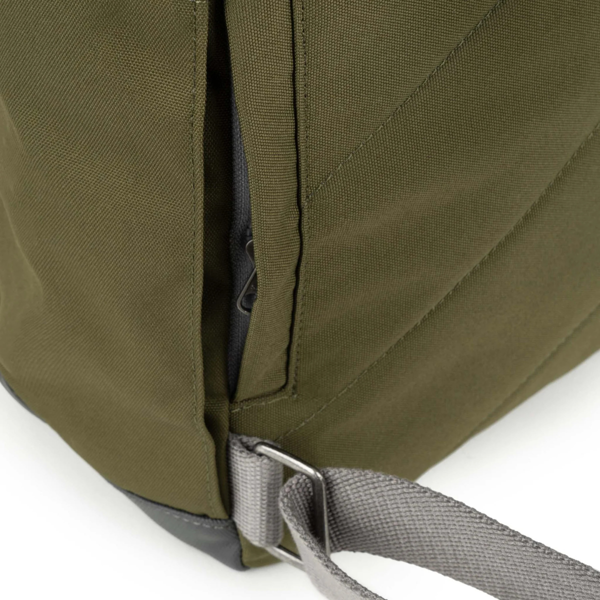 ROKA London Waterhouse Multipocket Σακίδιο Πλάτης Moss από Ανακυκλωμένο Nylon - Medium 16.4L