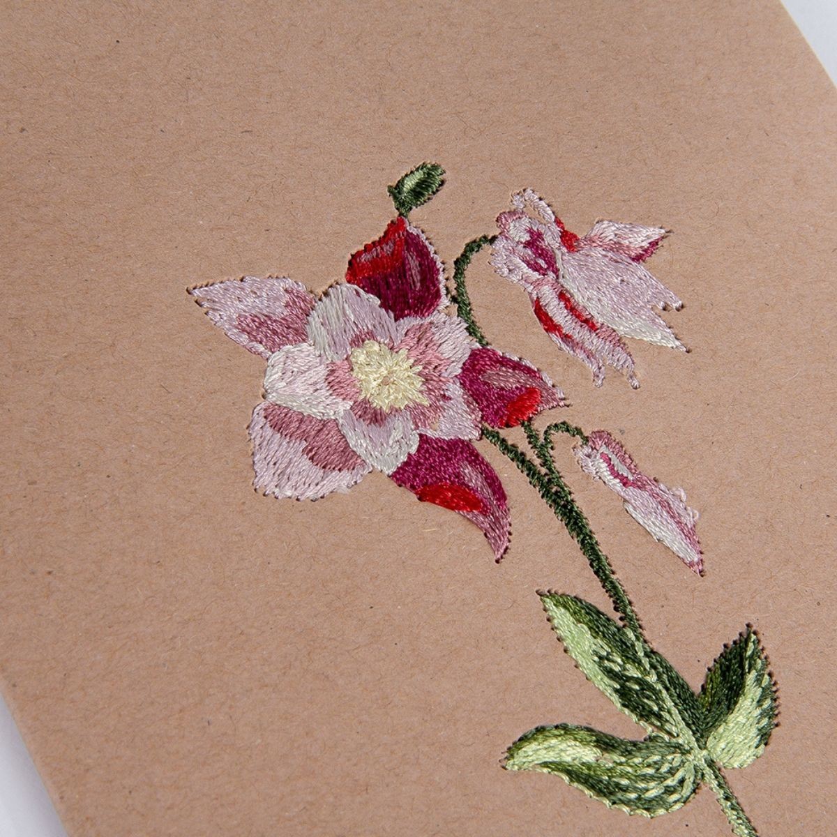 ARTEBENE Ευχετήρια Κάρτα με Κεντημένο Λουλούδι
