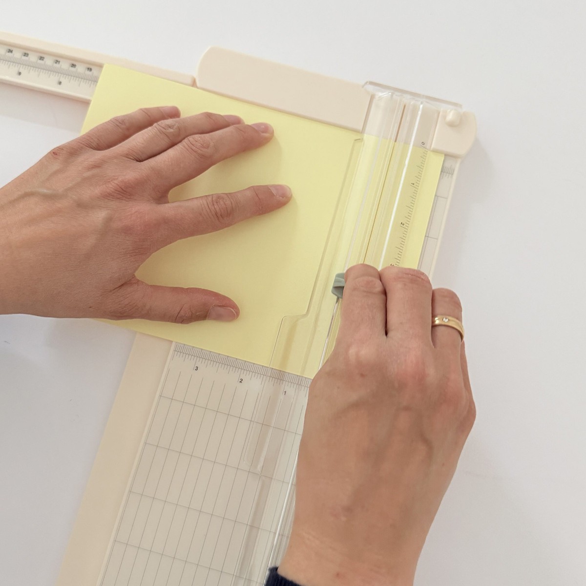 Loveria ARTCRAFT Βάση Κοπής Χαρτιού με Λειτουργία Αναδίπλωσης