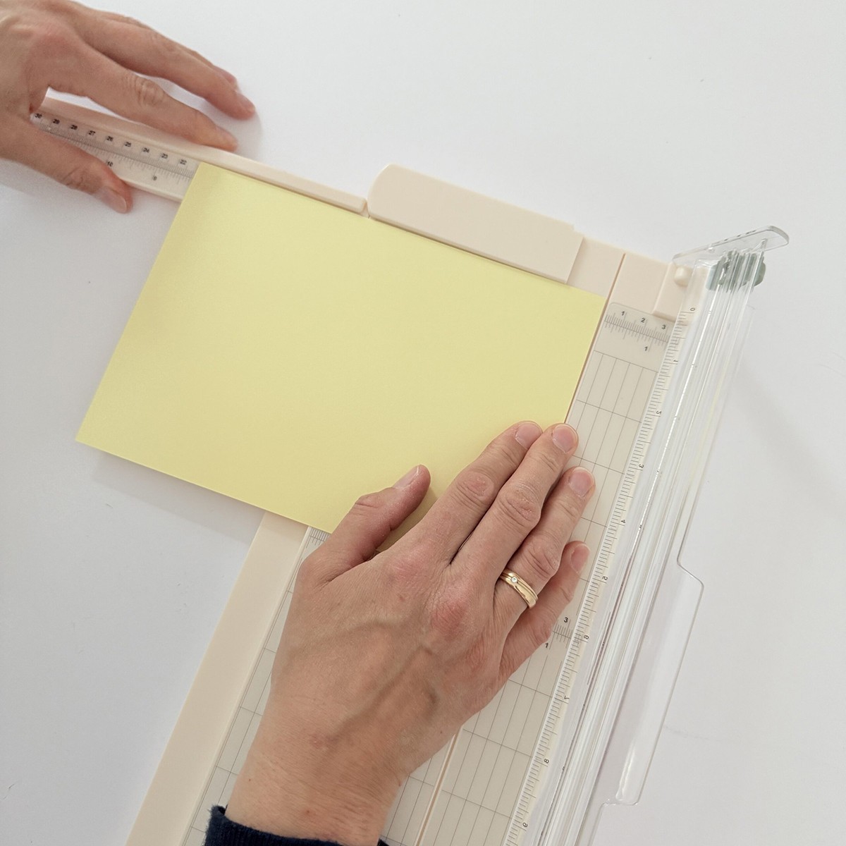 Loveria ARTCRAFT Βάση Κοπής Χαρτιού με Λειτουργία Αναδίπλωσης