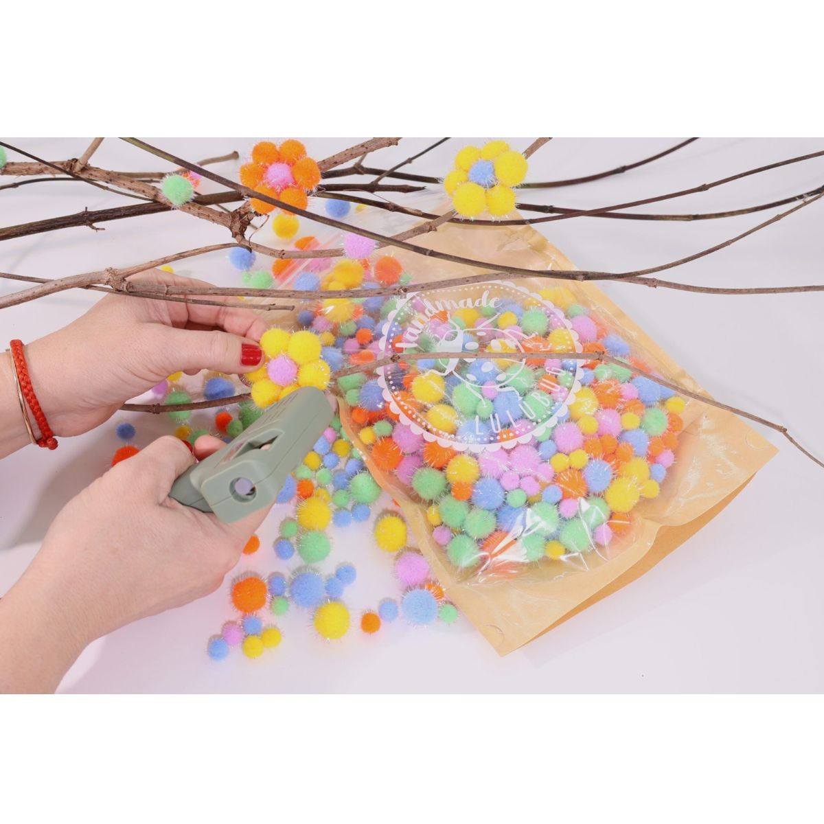 LULUBUG Handmade Σετ 500 Πομ Πομ Χειροτεχνίας Circus