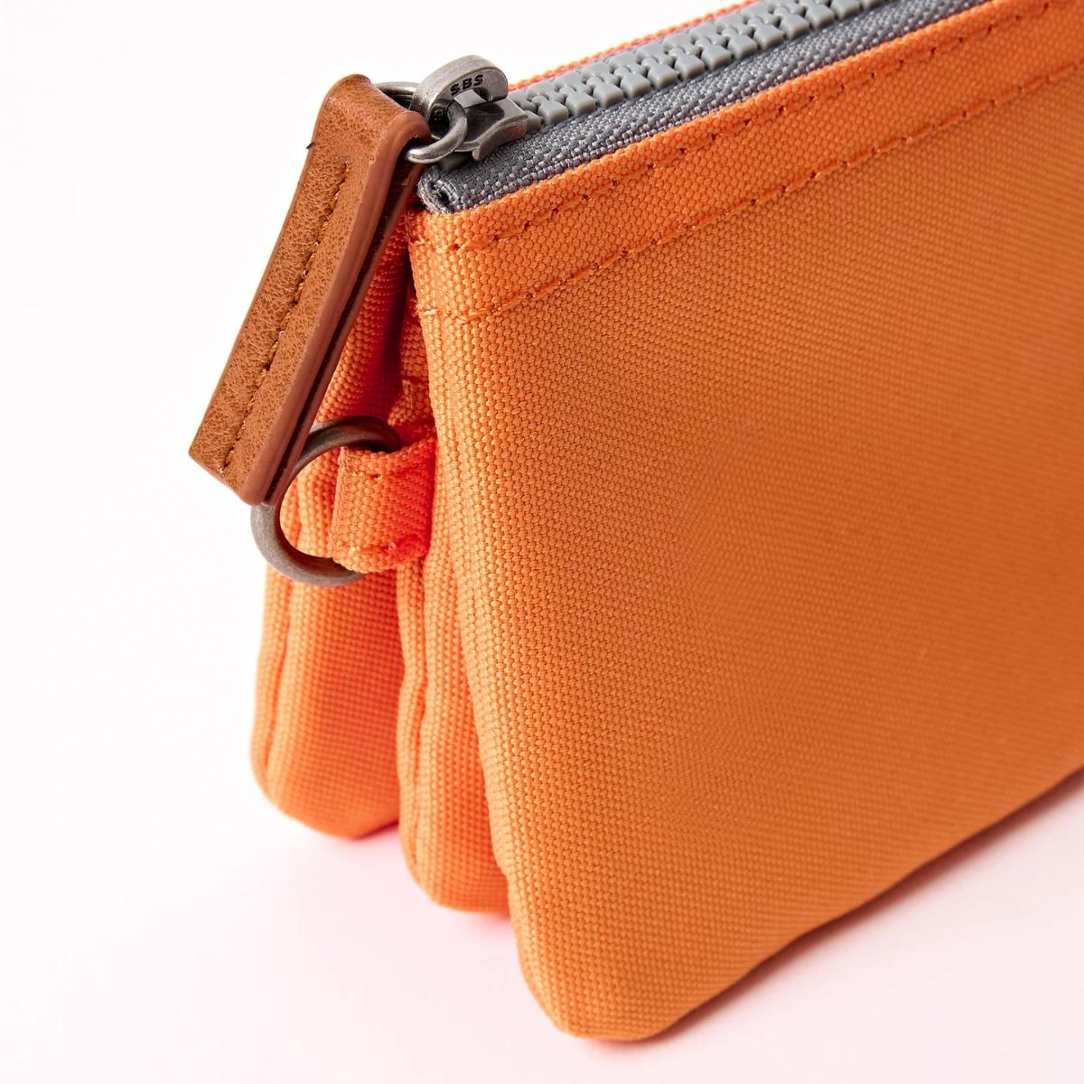 ROKA London Carnaby Πορτοφόλι Jaffa Orange από Ανακυκλωμένο Καμβά S