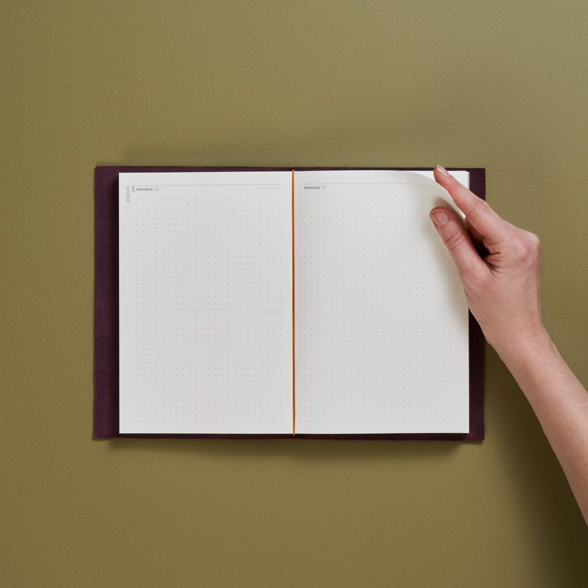 Paper Republic Daily Planner 2027 – XL