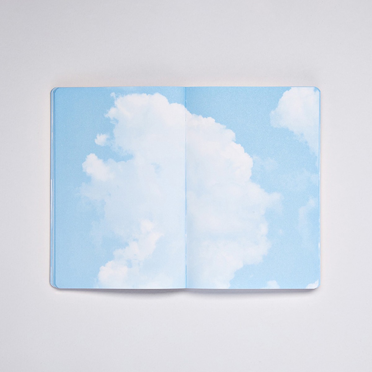 Nuuna Inspiration Book M - CLOUD BLUE