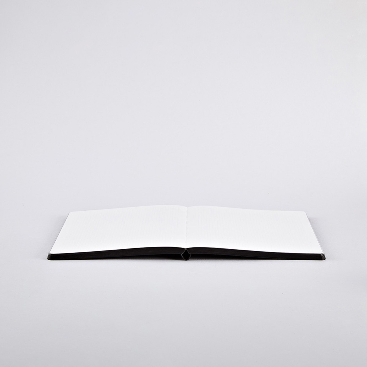 nuuna Notebook Colour Clash L Light - INTERACTION