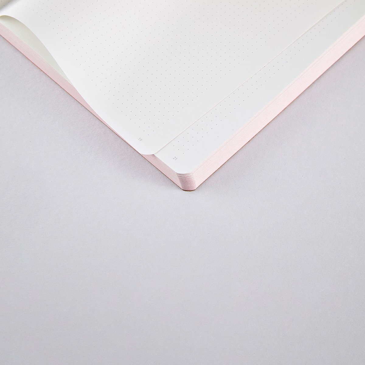 nuuna Notebook Colour Clash L Light - JUMP AROUND