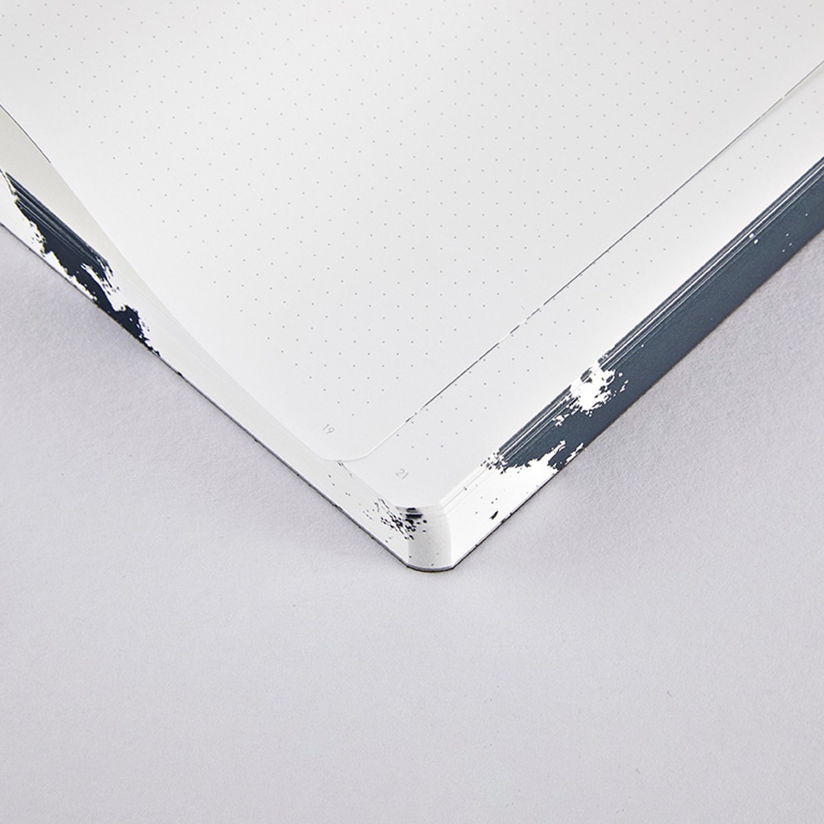 nuuna Notebook Graphic L - MOON