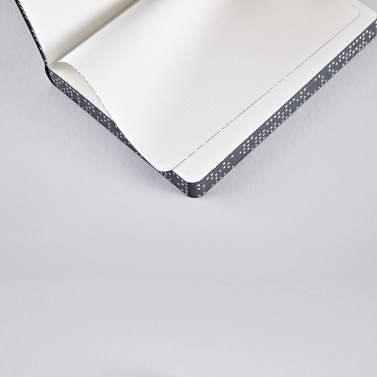 Nuuna Notebook Graphic S - ANALOG