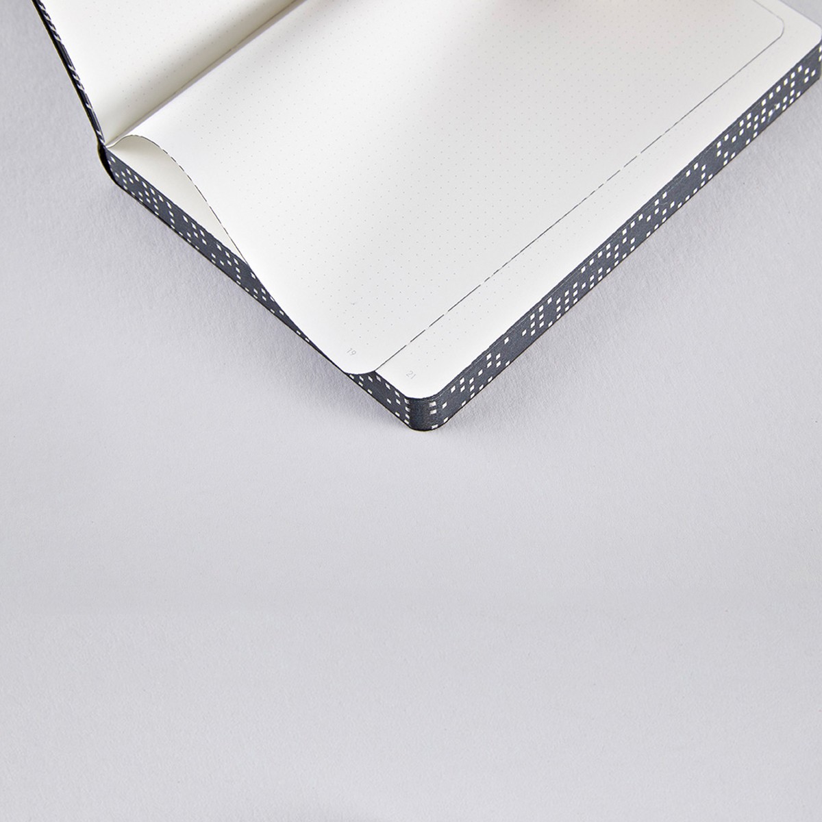nuuna Notebook Graphic S - ANALOG