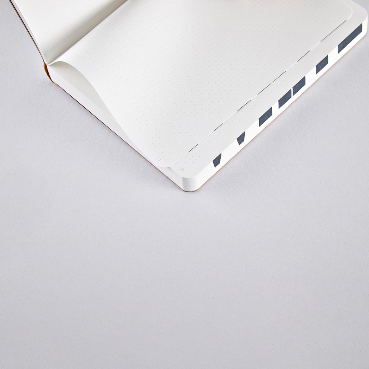 nuuna Notebook Graphic S - WRITE - WRONG