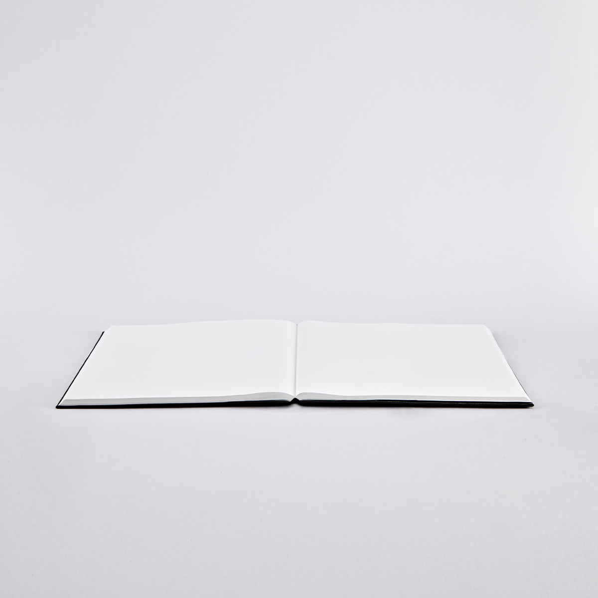 Nuuna Sketchbook Studio XL - EVERYTHING YOU CAN IMAGINE