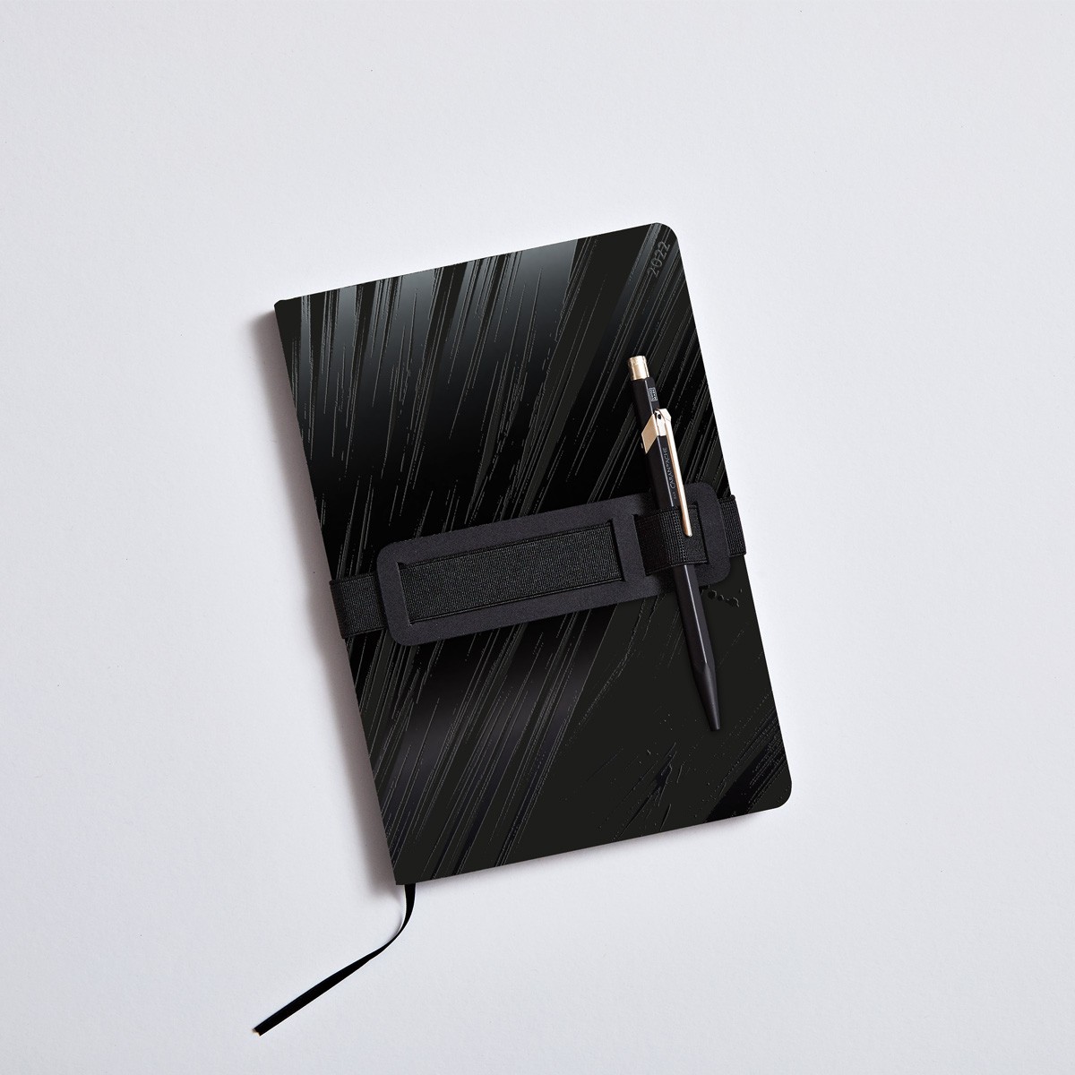 nuuna Anti handbag elastic strap M  - Recycled leather black