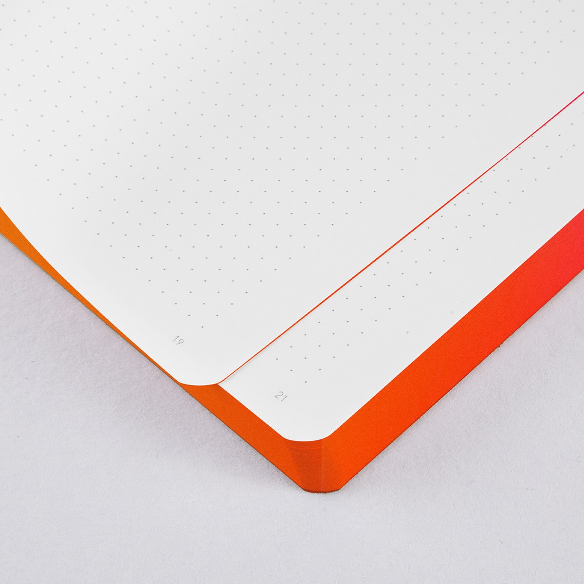 nuuna Notebook Colour Clash L Light - BURN