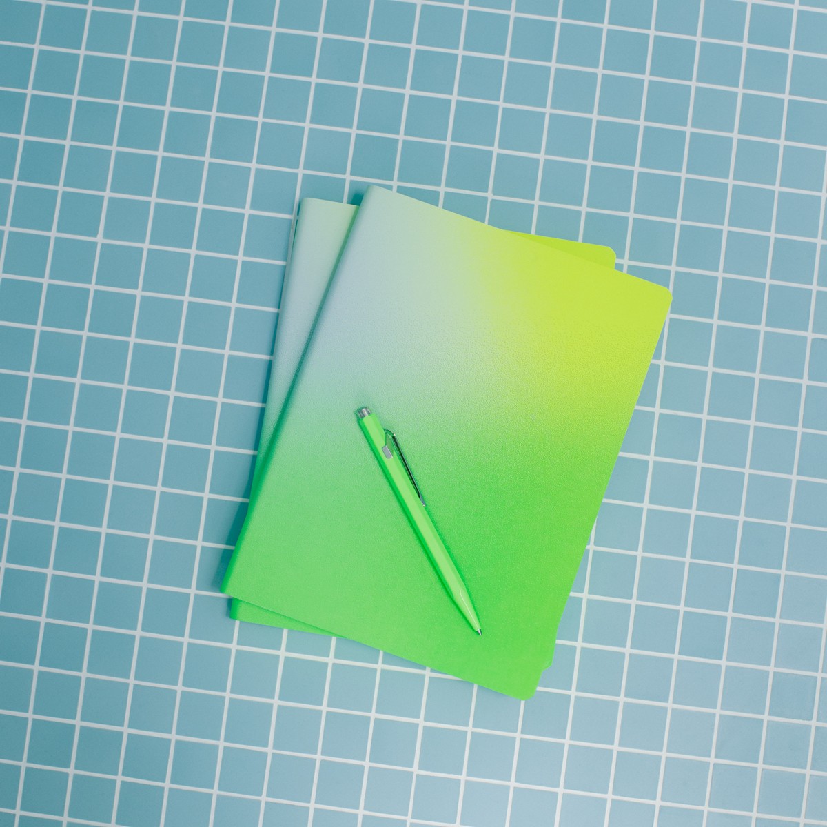 nuuna Notebook Colour Clash L Light - FRESH