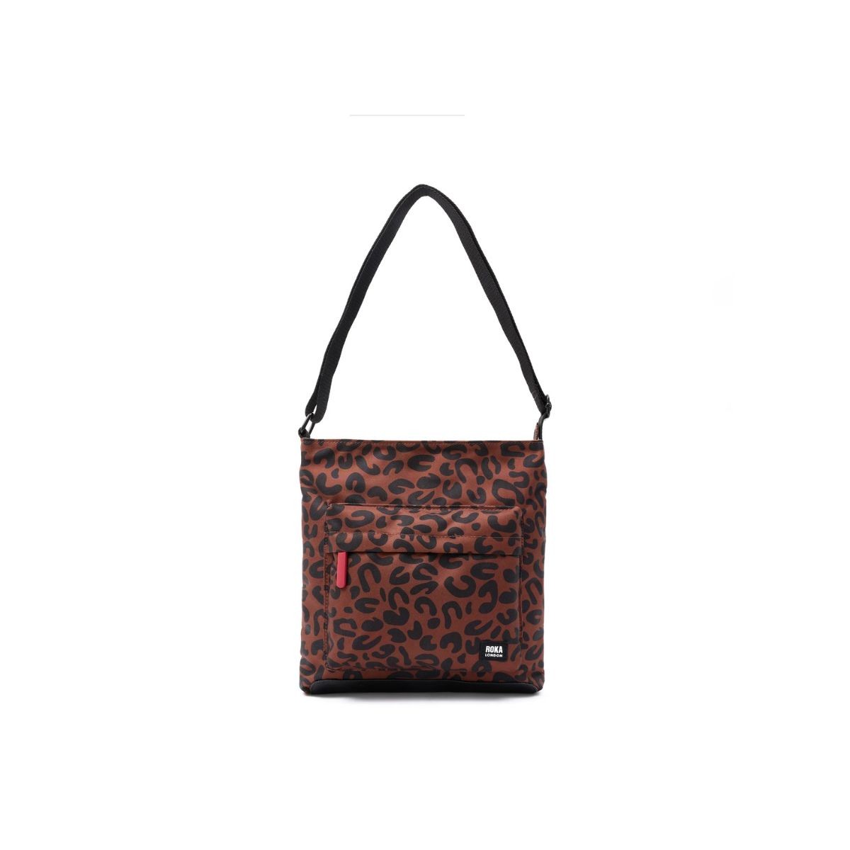 ROKA London Kennington Τσάντα Crossbody Scarlet Leopard από Ανακυκλωμένο Καμβά